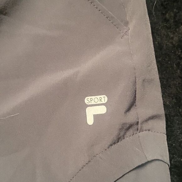 Women's FILA Gray Athletic Shorts Size Medium NWOT - Picture 2 of 3